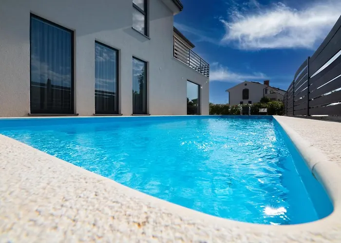 Peaceful Family In *