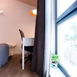 Peaceful Family In Διαμέρισμα Πόρετς