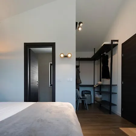 Marcante Family With A Pool Apartment Poreč